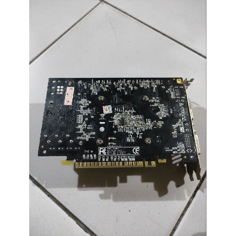 VGA GTS 450 DDR5 2GB 128BIT(FAKE GT 730)