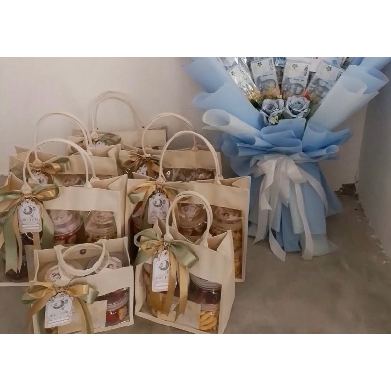 

PARCEL LEBARAN 400 ML/isi 6 toples