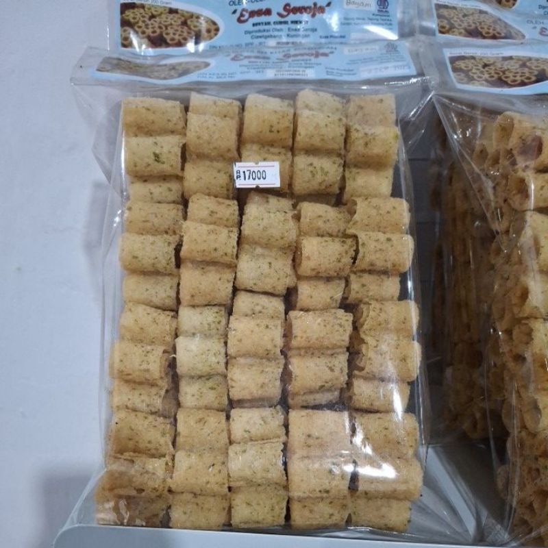 

KEMBANG SAROJA