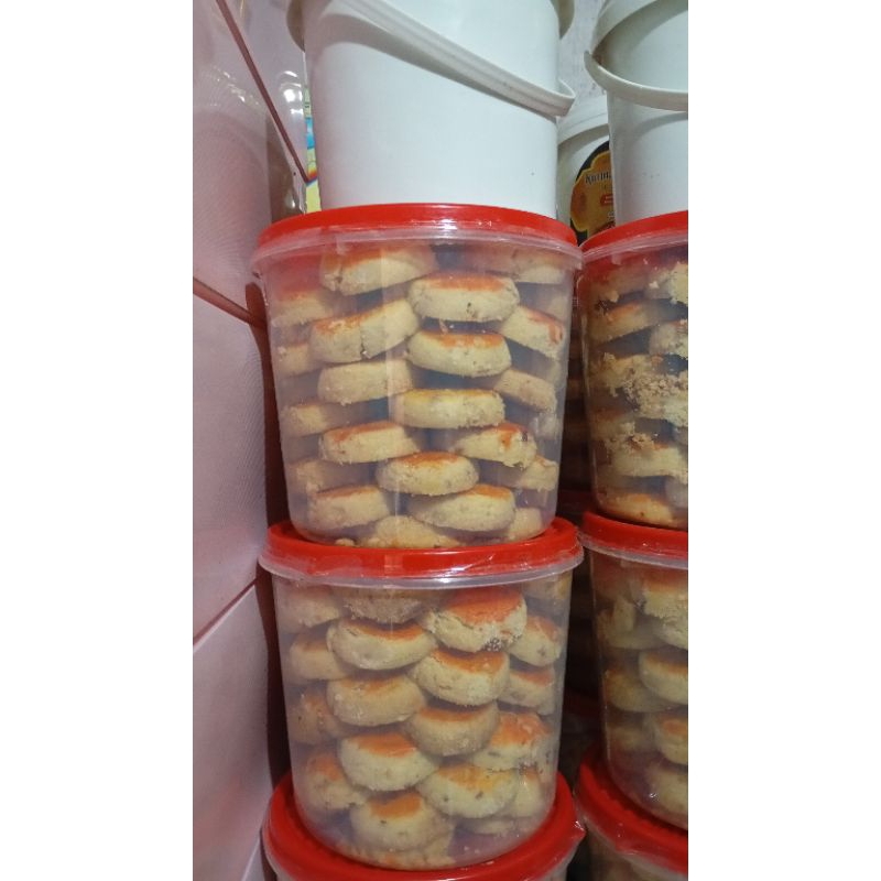 

kueh kacang