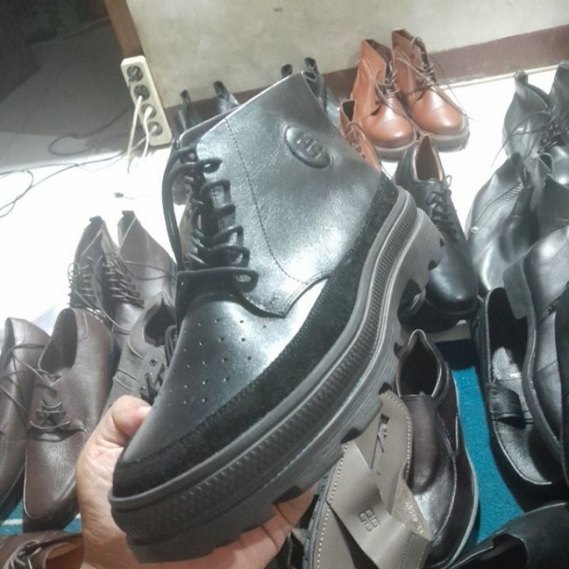 Sepatu Kulit Buccheri DAMION BLACK Boot Men
