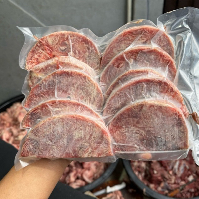 

Daging Meltique Mess 1kg (Isi 10) – Premium Halal | Bontot Meat Shop