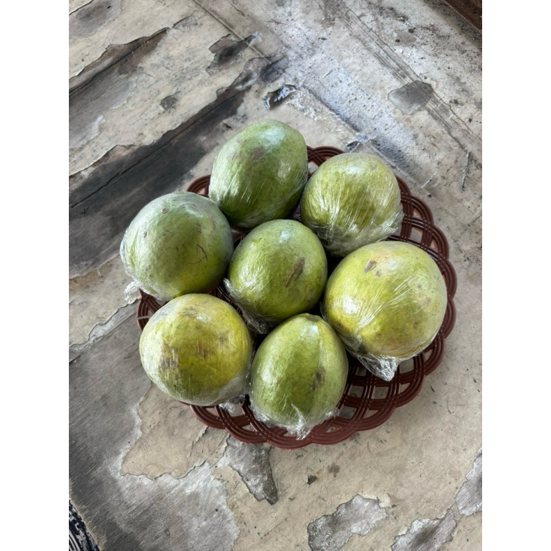 

HAPPYFRESHFRUITS Jambu Biji Merah / Guava 1000 gram