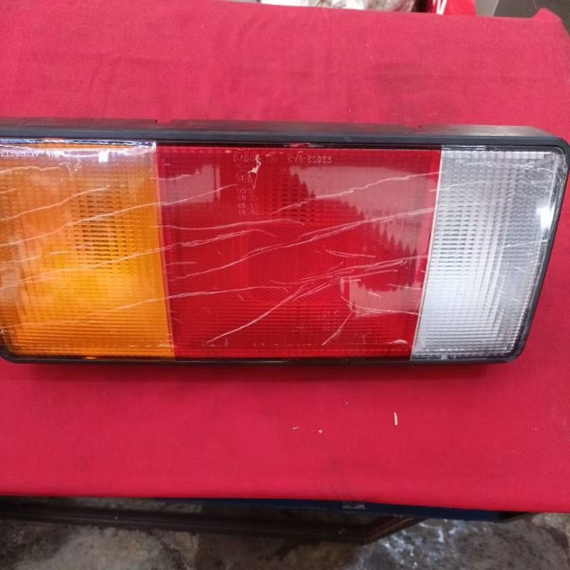 stop lamp, lampu belakang truk hyundai