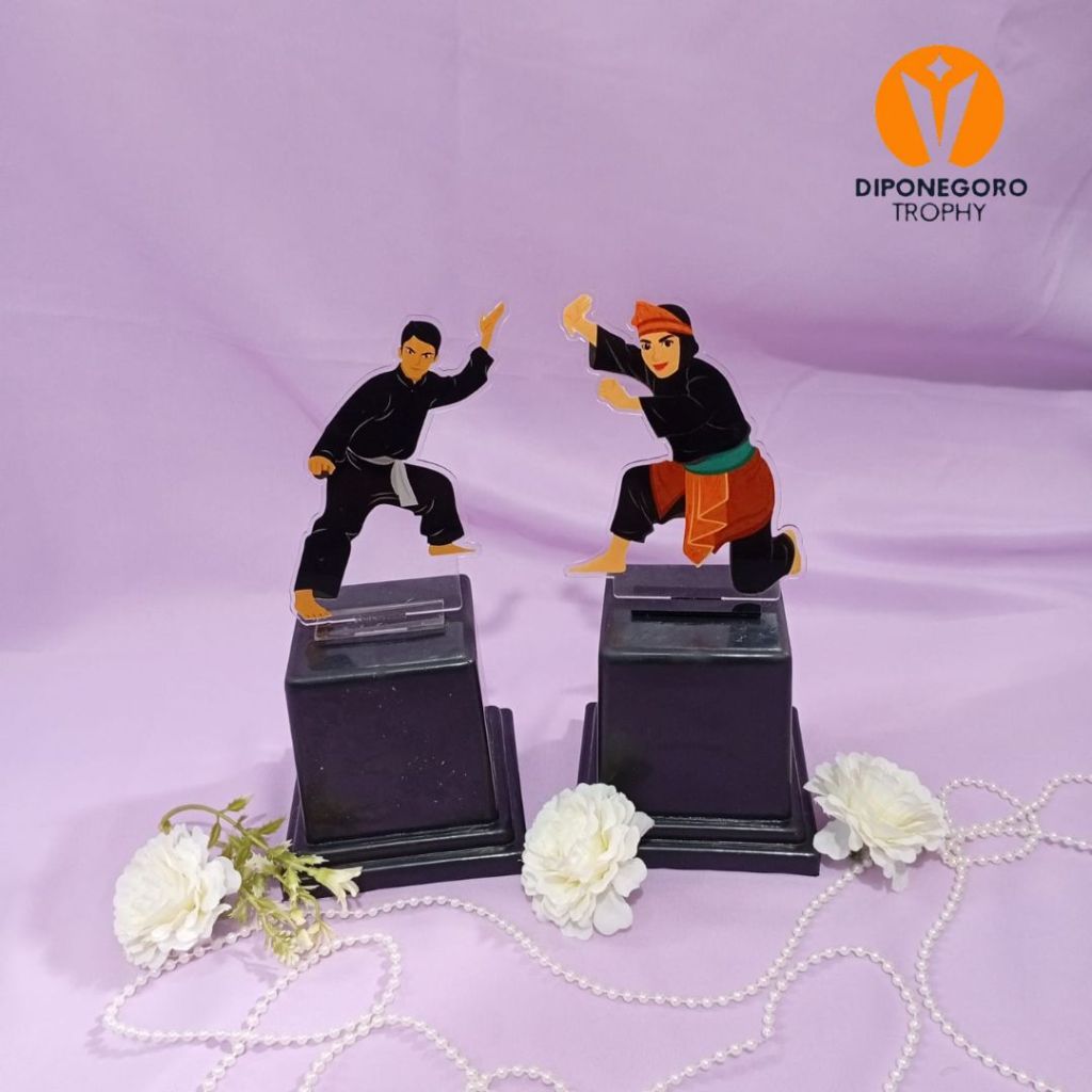 Piala Pencak Silat Plakat Silat Akrilik Custom Piala Bela Diri