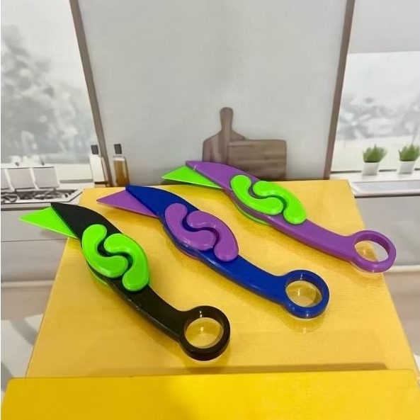 Mainan Fidget Toys 015 | Mainan Dekompresi Anak Anak | Mainan Pisau Lipat 3 warna | Mainan Fidget Do