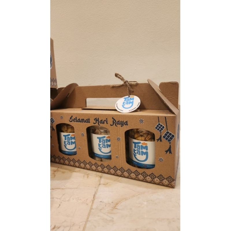 

Hampers Tamtamcemilan -Basreng-Makaroni-Pangsit- Gurih Renyah