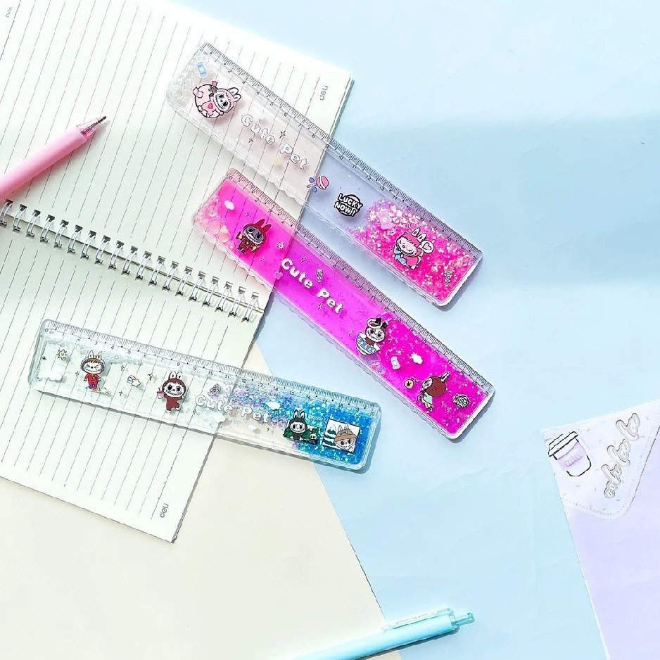 

Penggaris Karakter Lucu panjang 20Cm Random