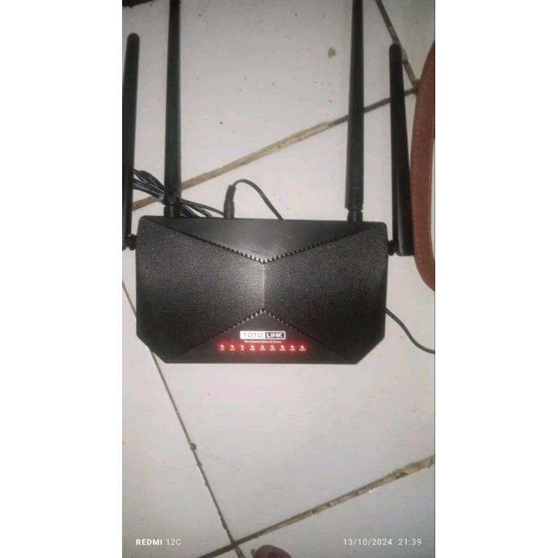 totolink A3002R dualband gigabit + adaptor foto asli