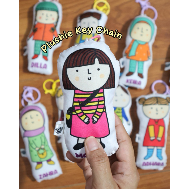 Plushie keychain custom/gantungan kunci custom
