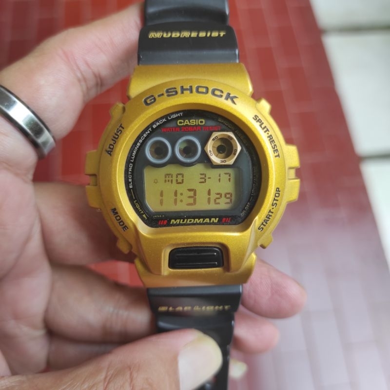 CASIO G SHOCK DW8400 MUDMAN VINTAGE LCD GOLD SECOND NORMAL
