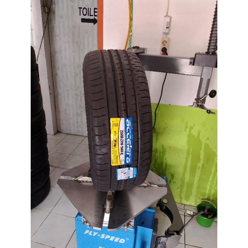 jual ban baru mobil 235/60R16 Accelera