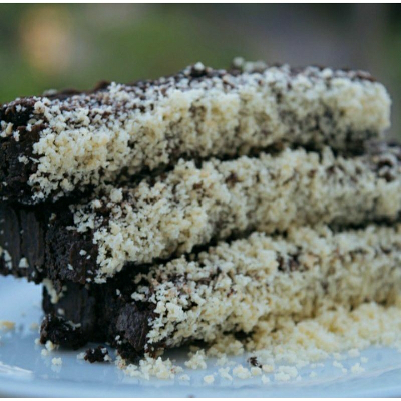 

Brownies Crunchy Cheese, ukuran 15 x 10 cm