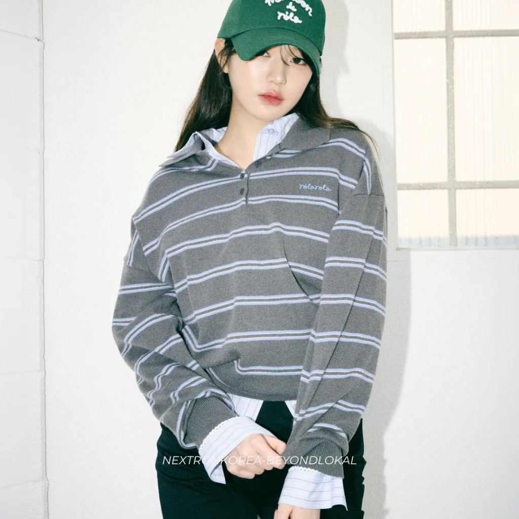 Rolarola - Wonyoung LOOSE FIT COLLAR STRIPE KNIT