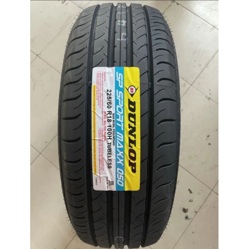 ban mobil dunlop sportmax 225 60 R18