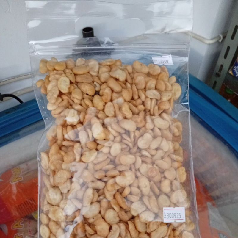 

Snack kacang koro gurih renyah UK 250gr