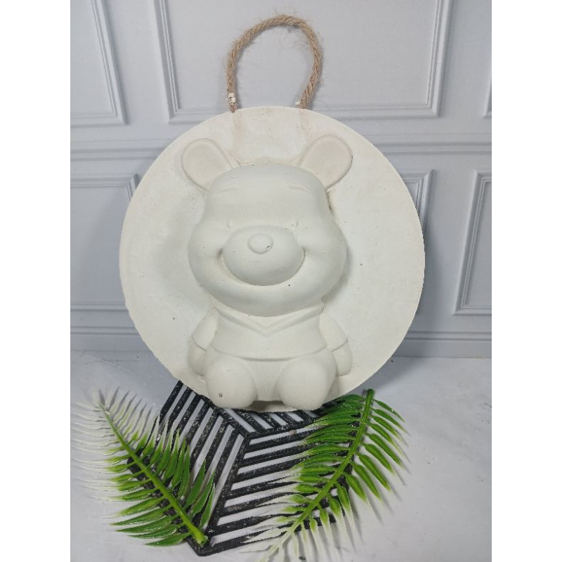 hiasan dinding gypsum karakter 3D the pooh