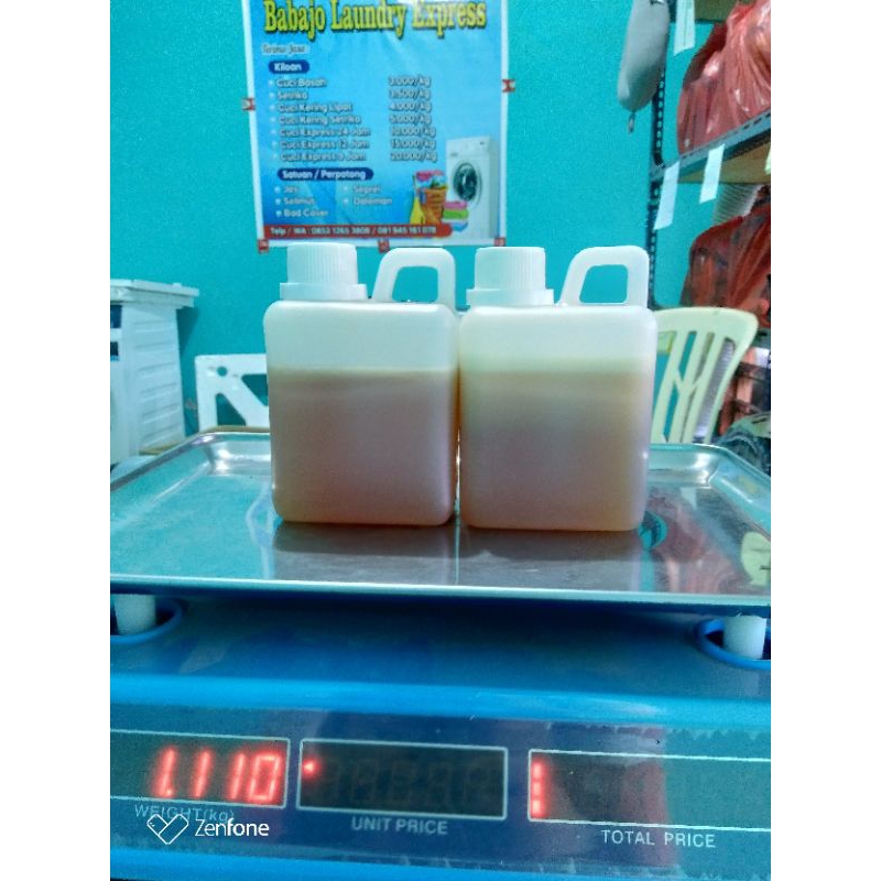

Madu Gung Asli Hutan Banyuwangi 1000 gram