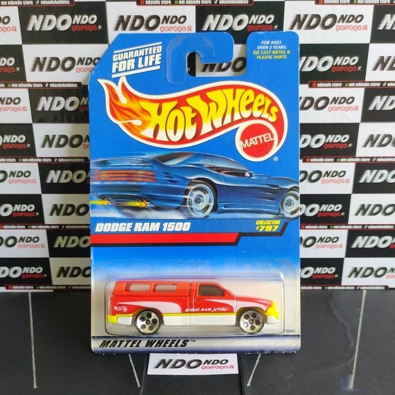 Hot Wheels Dodge RAM 1500 Red - 1998 Mainline