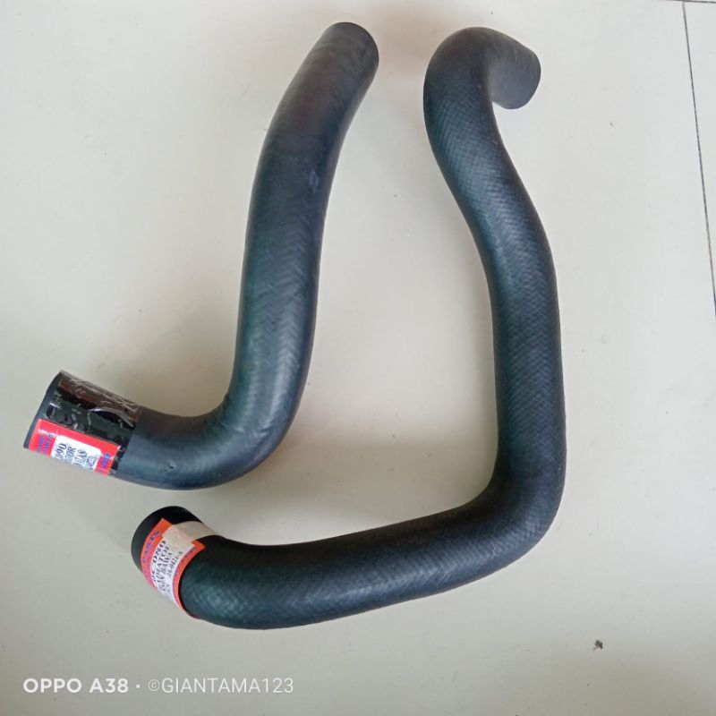 SELANG RADIATOR TOYOTA INNOVA BENSIN ATAS/ BAWAH