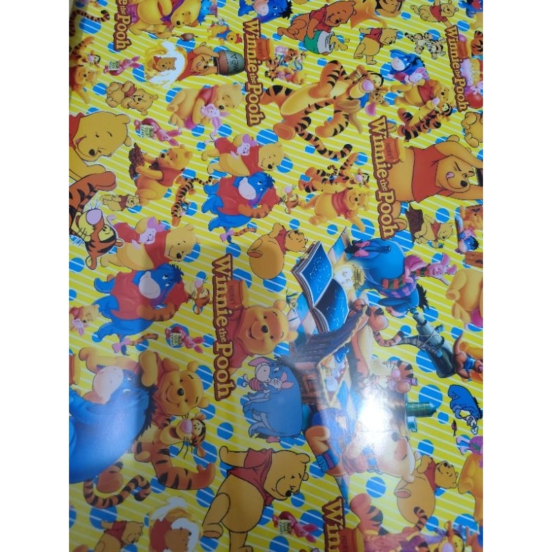 

kertas kado winnie the pooh gloosy