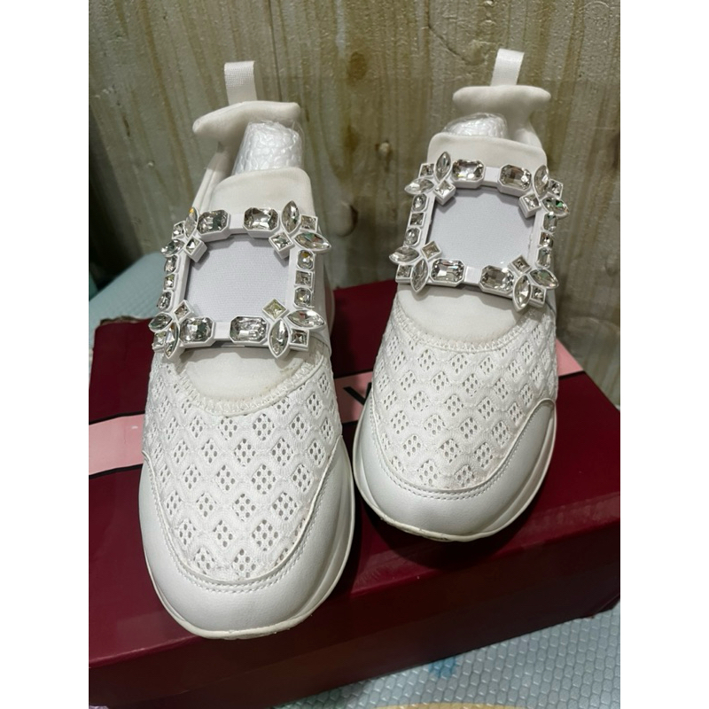 preloved sepatu dewasa roger vivier