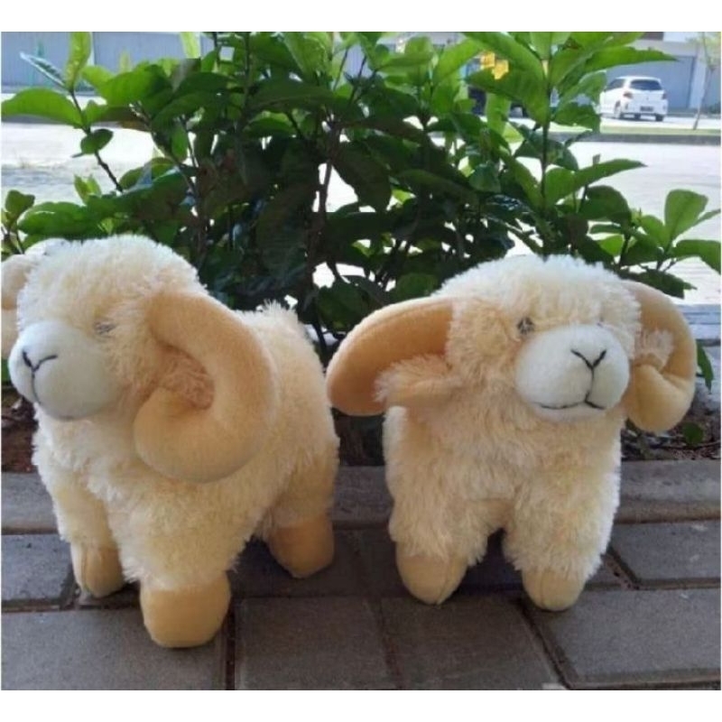 Mainan Anak Boneka Domba / Boneka Kambing Ukuran 35cm