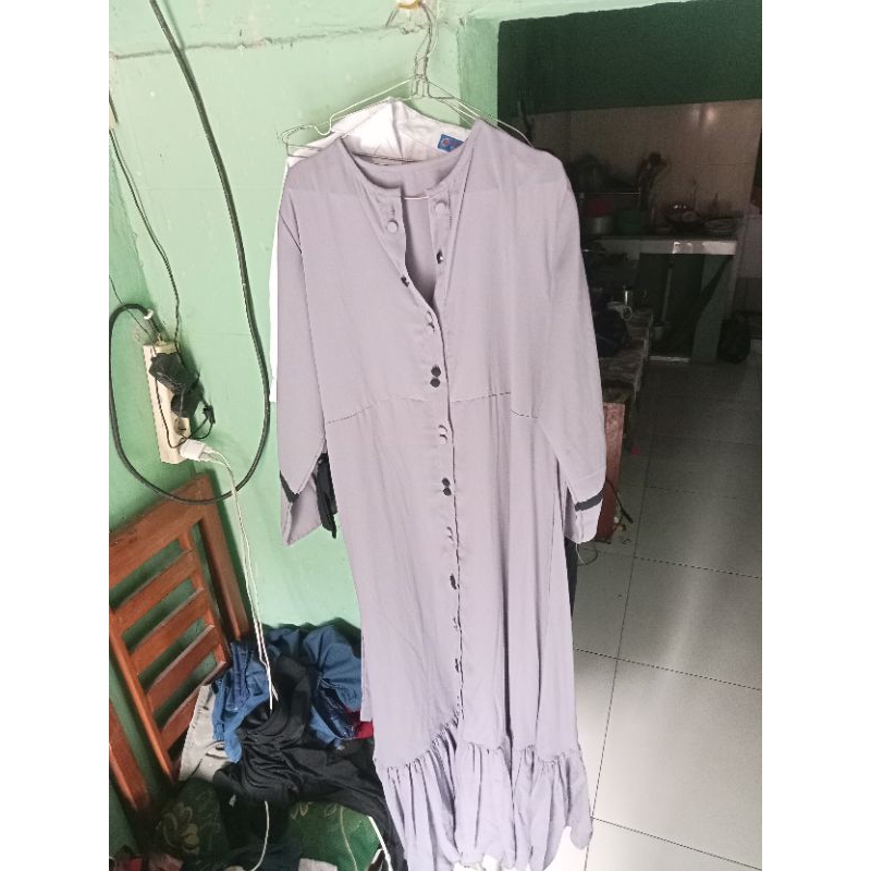 PRELOVED GAMIS WARNA ABU TUA