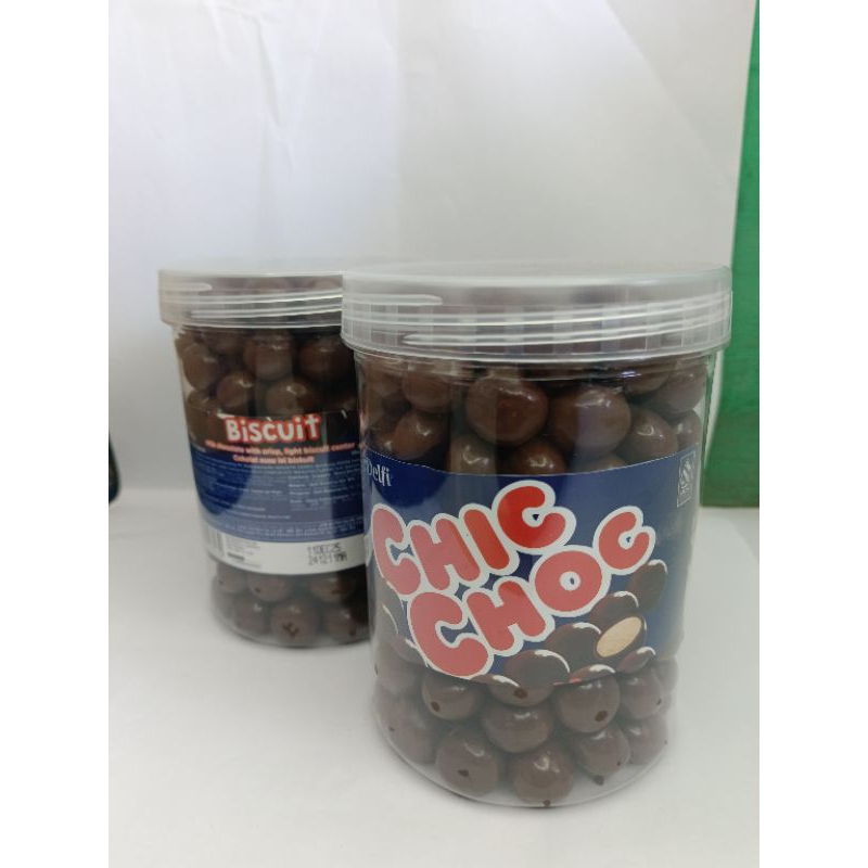 

Delfi ChicChoc Coklat Biskuit 500Gr Kemasan Toples