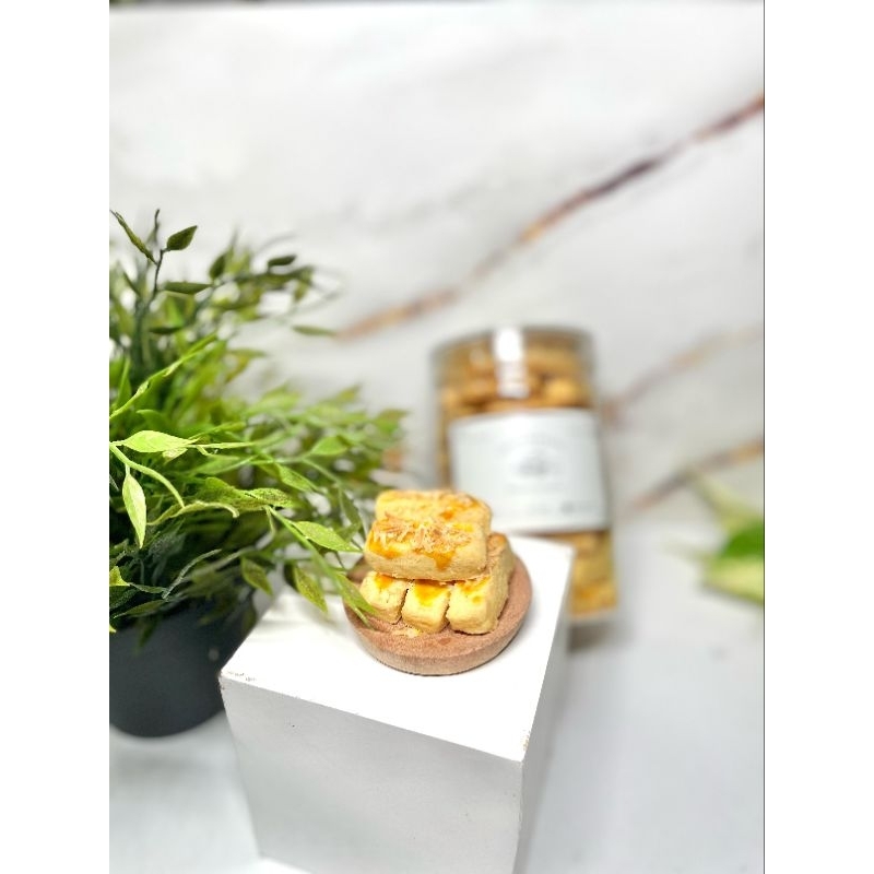 

Tap2Nut Cookies / Kue Kering Lebaran / Nastar Kastangel Sagu Keju