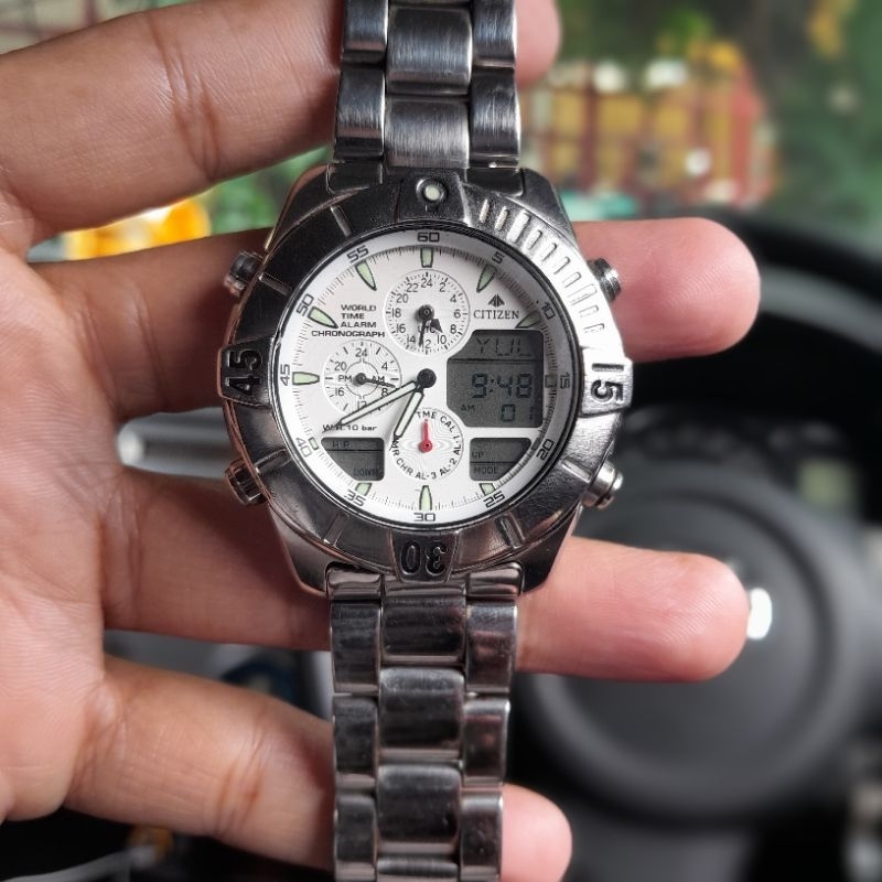 Jam tangan pria Citizen Promaster World Time C300-T007422 Chronograph