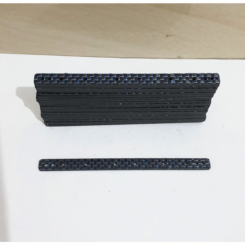 Rep Tamiya 95007 / Tamiya HG Carbon Stick 13/19mm Blue Lame 2mm / Stick lame SATUAN