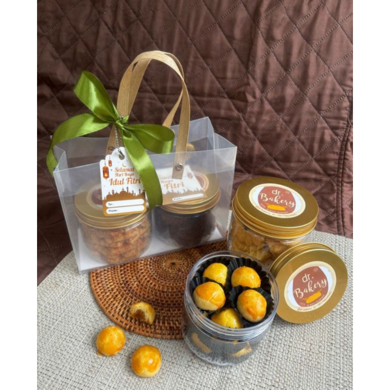 

Hampers Medium Nastar + Semprit