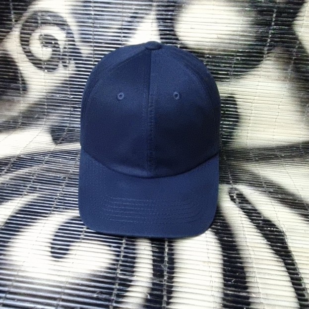 topi uniqlo navy second original