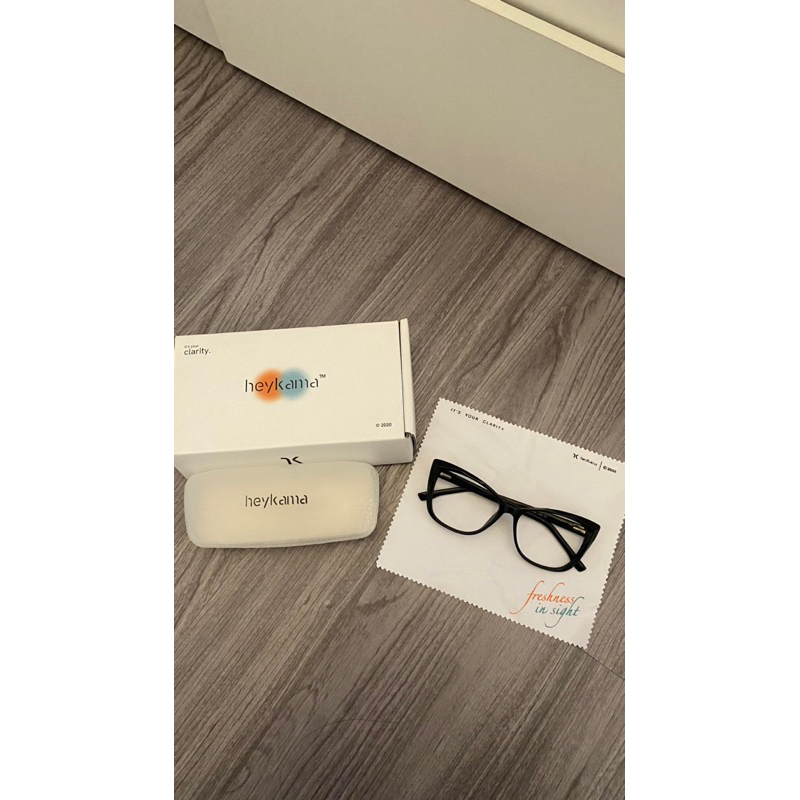 kacamata heykama
