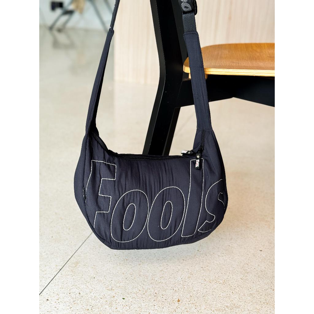 Foolsclothing - Mini Slingbag Puffy font - Tas Selempang