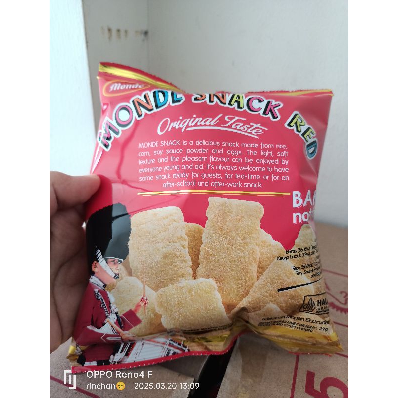 

Monde Snack gold red 27gr 1dus isi 45bks