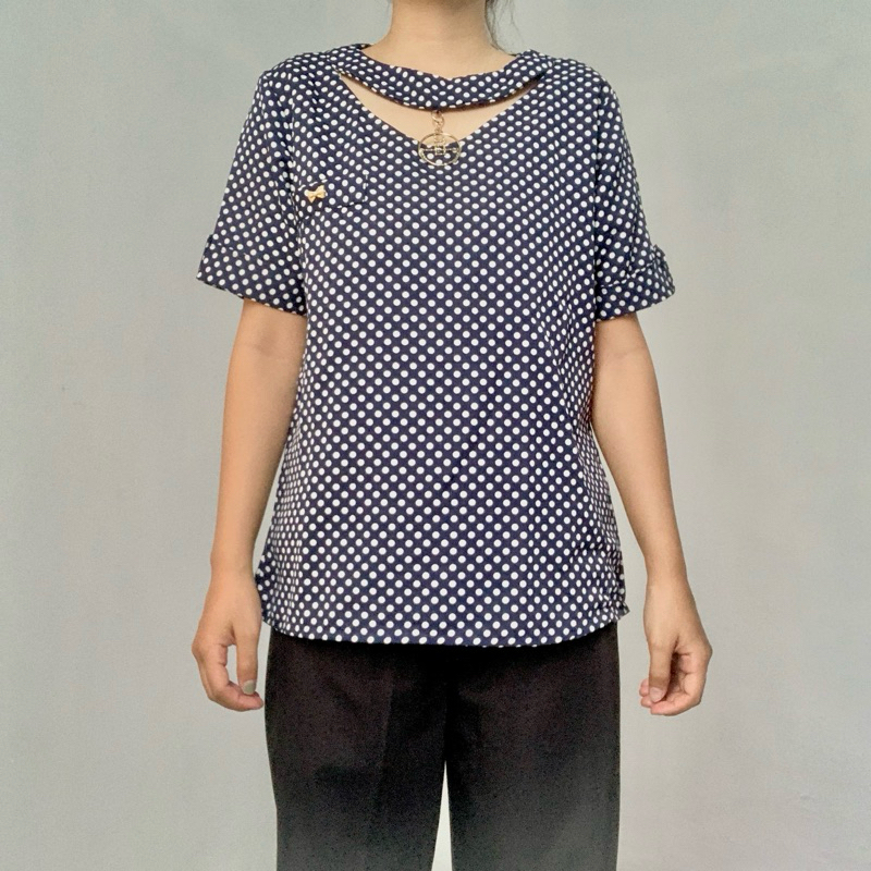 BLOUSE WANITA/ATASAN WANITA/BLOUSE LENGAN PENDEK/ BAJU KOREA/ OUTFIT GEREJA /ATASAN LENGAN PENDEK