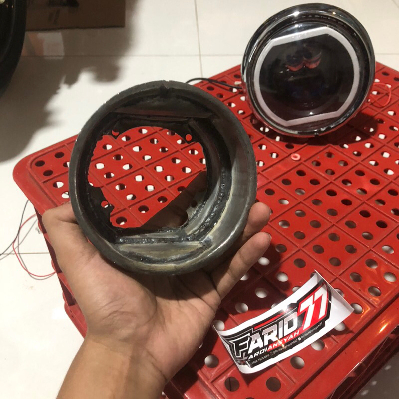 Breket reflektor biled 2.5 inch pnp c70 pispot