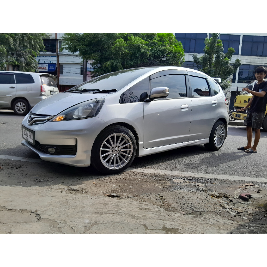 PAKET VELG PLUS BAN ACCELERA 195 55 R16 UNTUK MOBIL JAZZ USE VELG HSR TSUKUBA RING 16