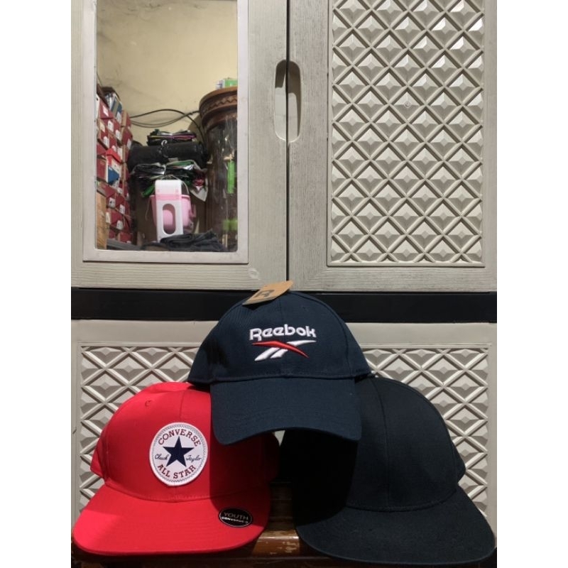 ORIGINAL TOPI H & M SNAPBACK CONVERSE CAPS REEBOK LOGO BLACK
