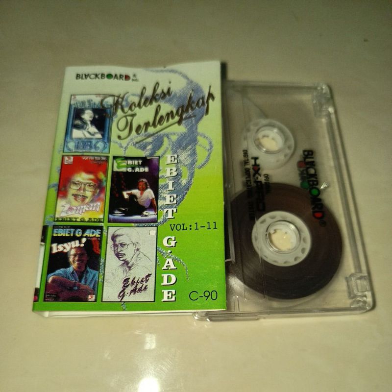 KASET EBIET G ADE KOLEKSI TERLENGKAP VOL 1-11 MASIH ADA WAKTU ELEGI ESOK PAGI MENJARING MATAHARI