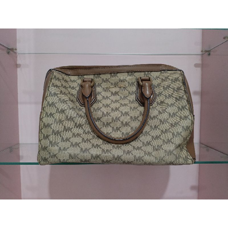 Preloved Michael Kors Mercer Duffle Sign Brown. Tas MK Original Preloved