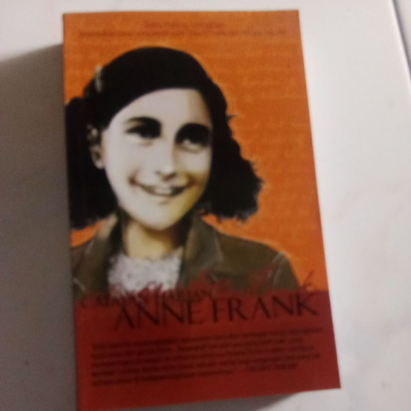 

buku catatan harian Anne Frank