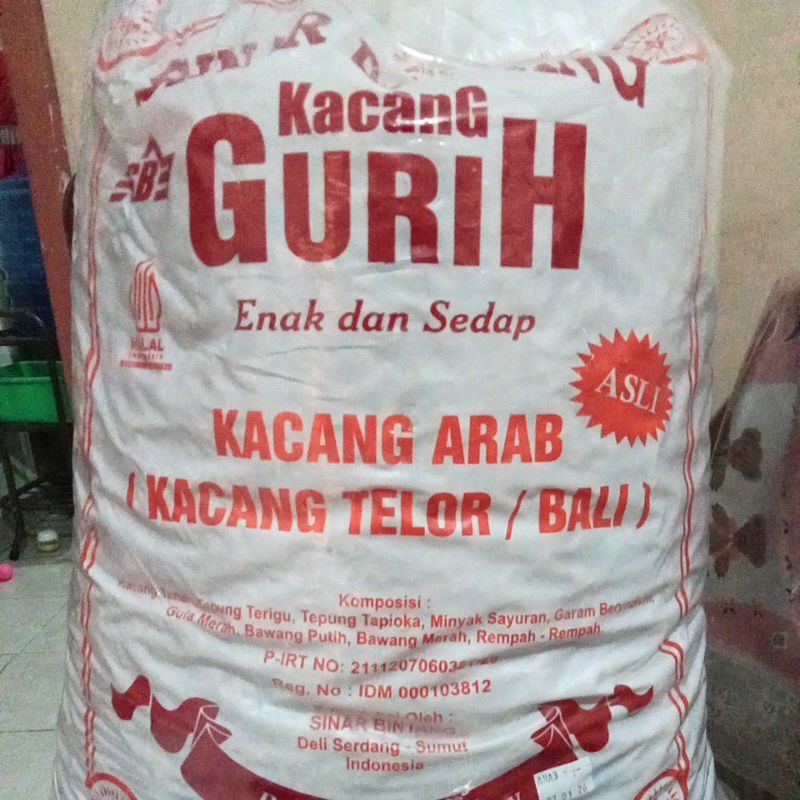 

Snack Lebaran Berbagai Macam Kacang