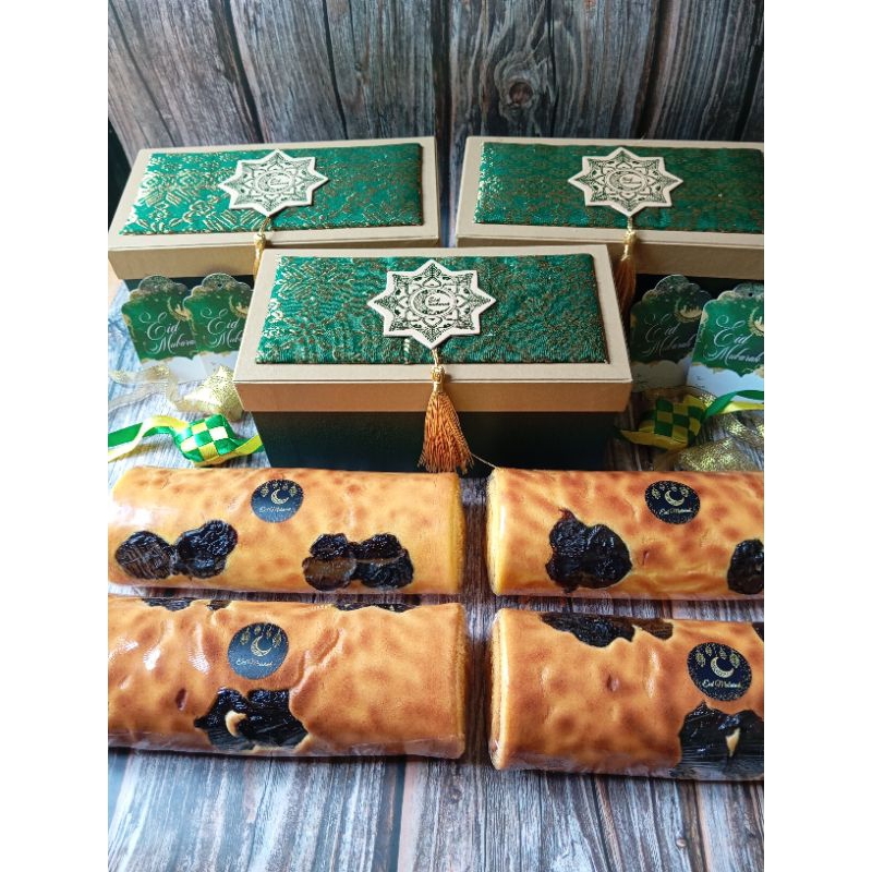 

Hampers Lebaran Idul Fitri – Lapis Legit Roll Prunes Premium, Lezat & Elegan
