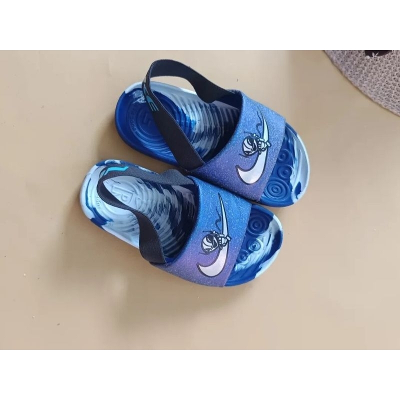 Sepatu Anak ceklist putih like new