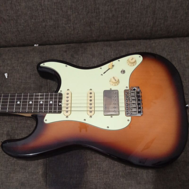 Gitar crafter modern sera