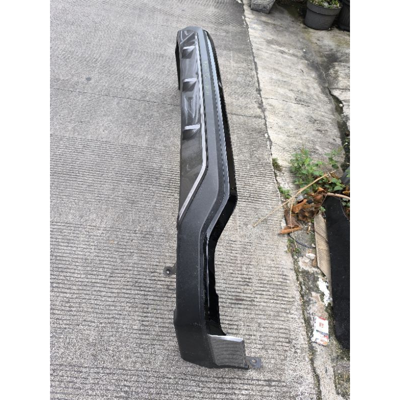 bodykit aerokit belakang Fortuner legender