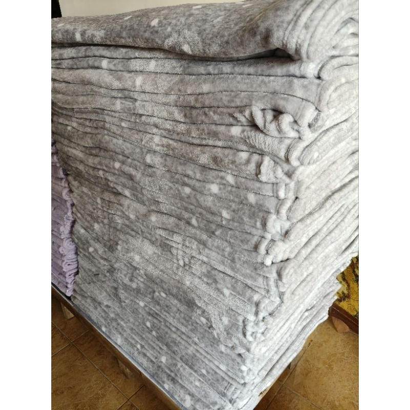 Selimut Bulu Halus/Selimut Bulu Rasfur/Selimut Tebal/Selimut Murah/Selimut Woll